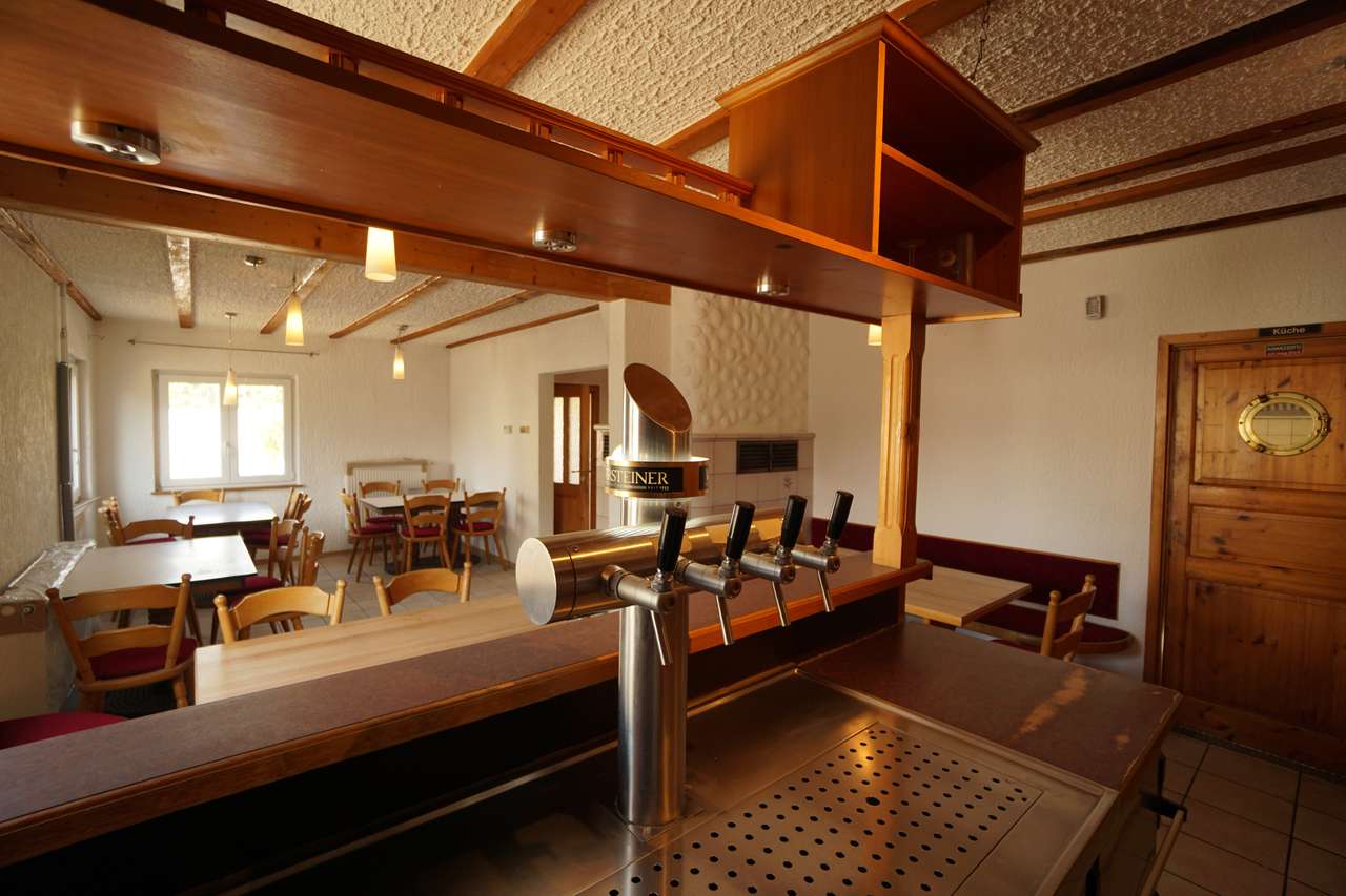 Restaurant und Maisonette in Bestlage