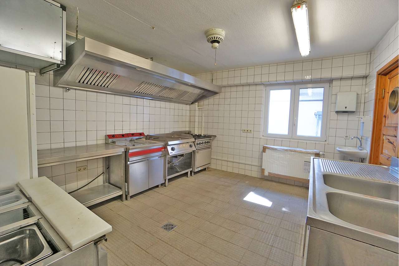 Restaurant und Maisonette in Bestlage