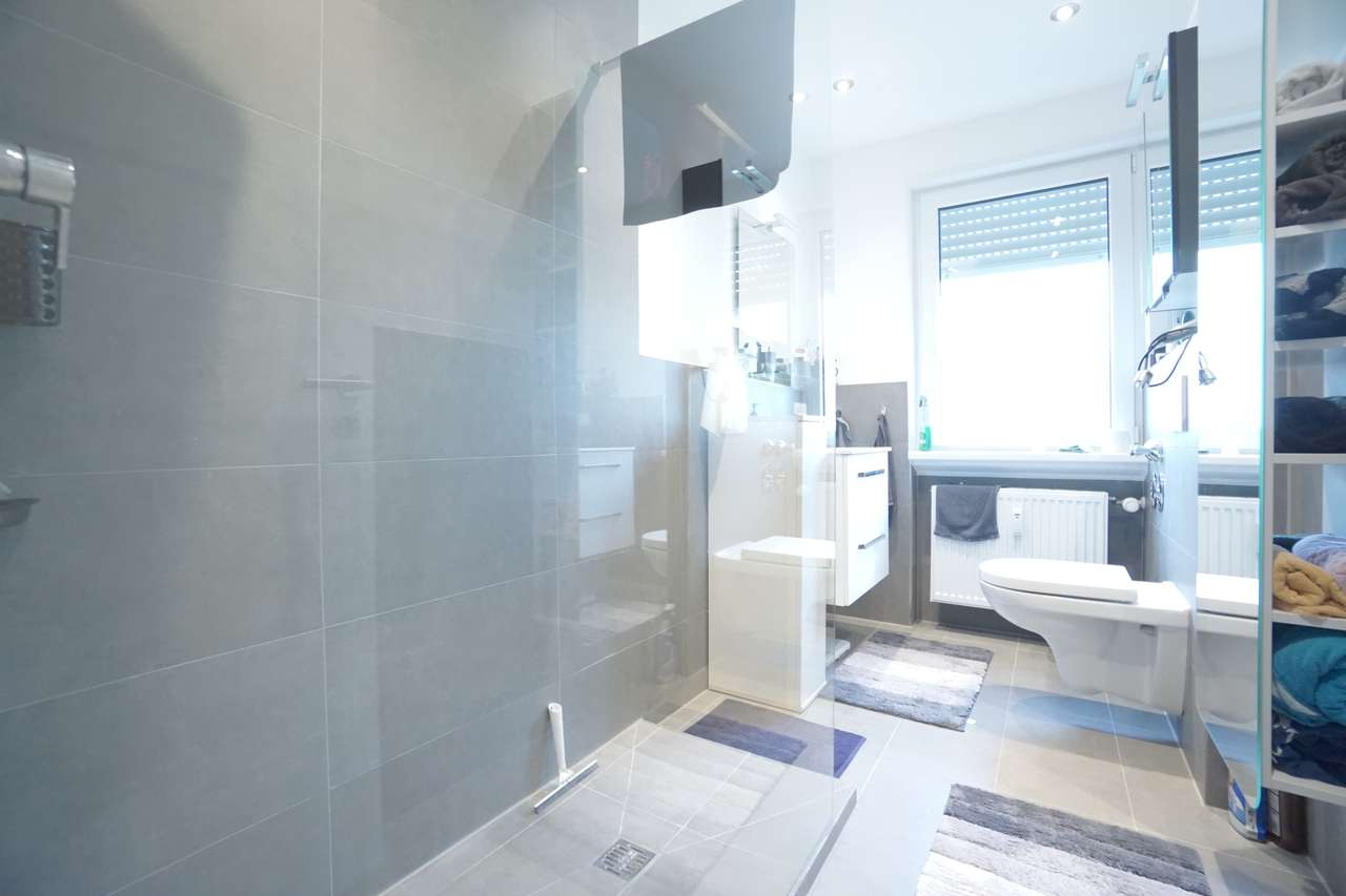 Investieren Sie klug: Mehrfamilienhaus für Kapitalanleger in Flörsheim- Wicker!