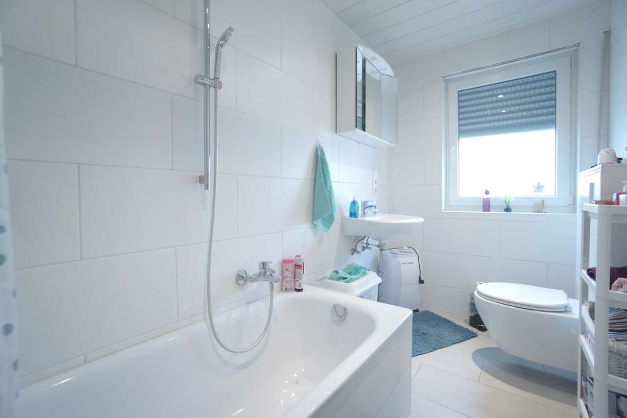 Investieren Sie klug: Mehrfamilienhaus für Kapitalanleger in Flörsheim- Wicker!