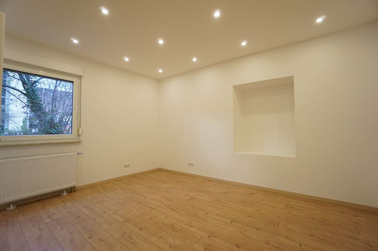 Traumhaftes Mehrfamilienhaus in Worms: Ihr neues Zuhause in bester Lage!