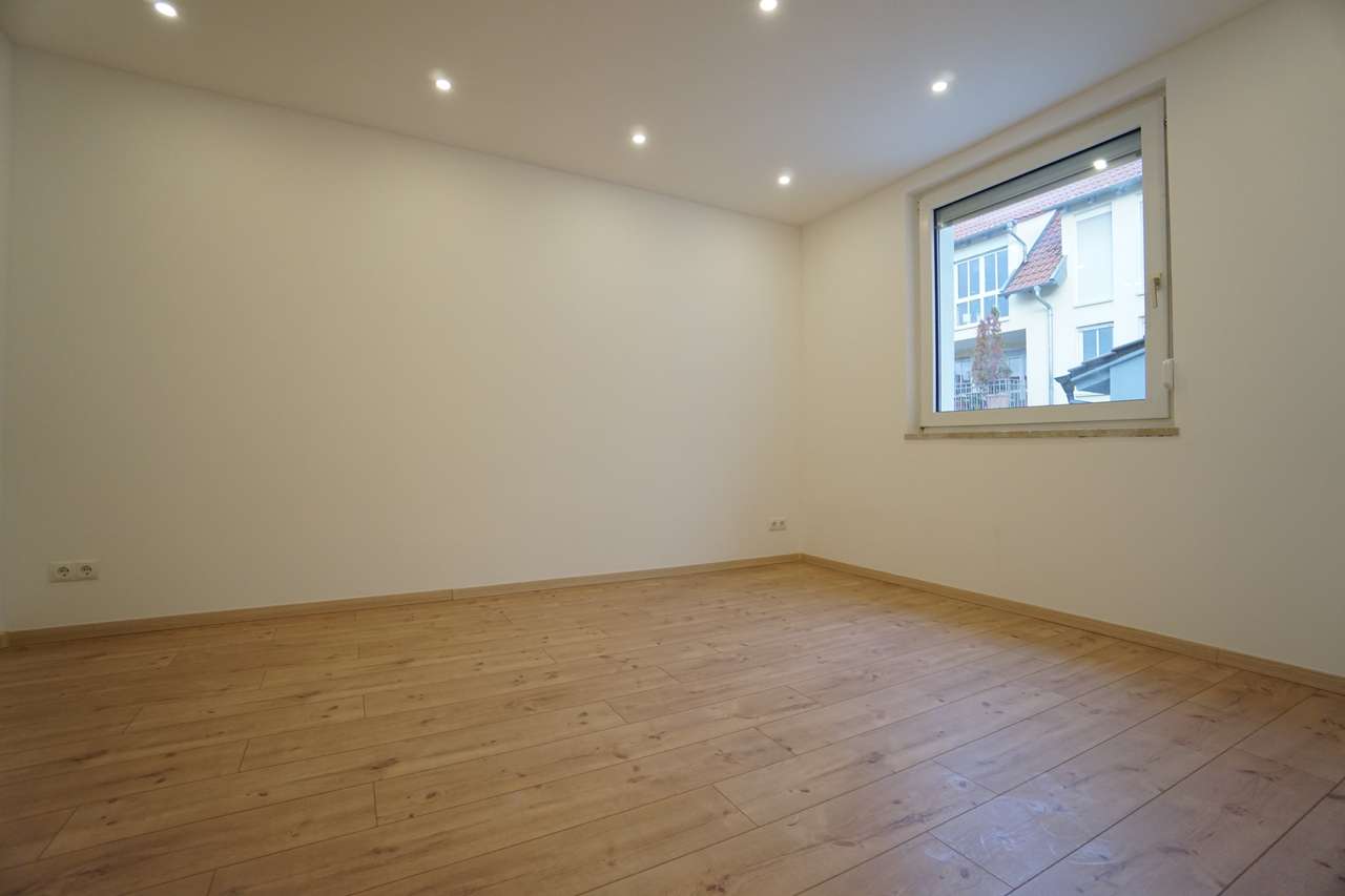 Traumhaftes Mehrfamilienhaus in Worms: Ihr neues Zuhause in bester Lage!