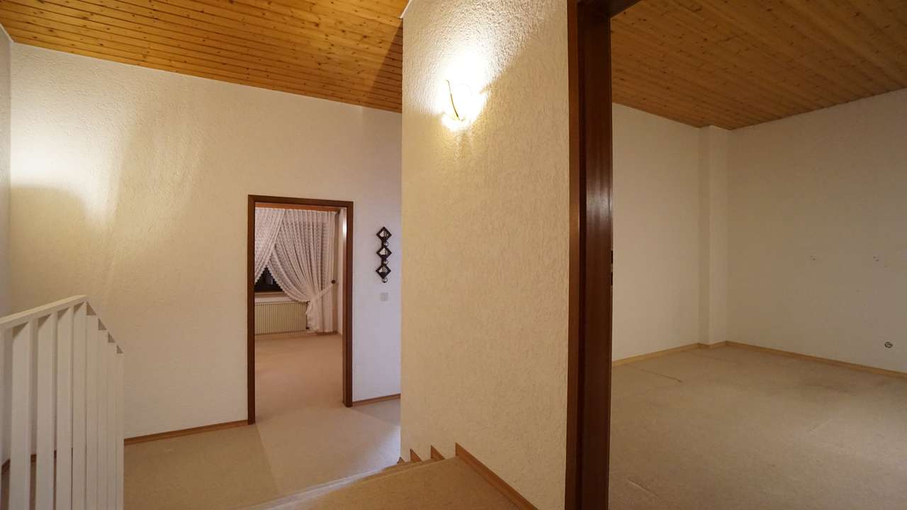 Endlich gefunden! - Haus, Garten und Garage in guter Lage!