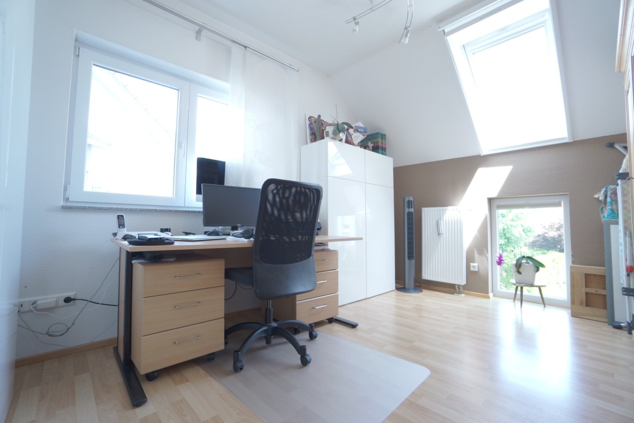Arbeitszimmer/Kinderzimmer Arbeitszimmer/Kinderzimmer