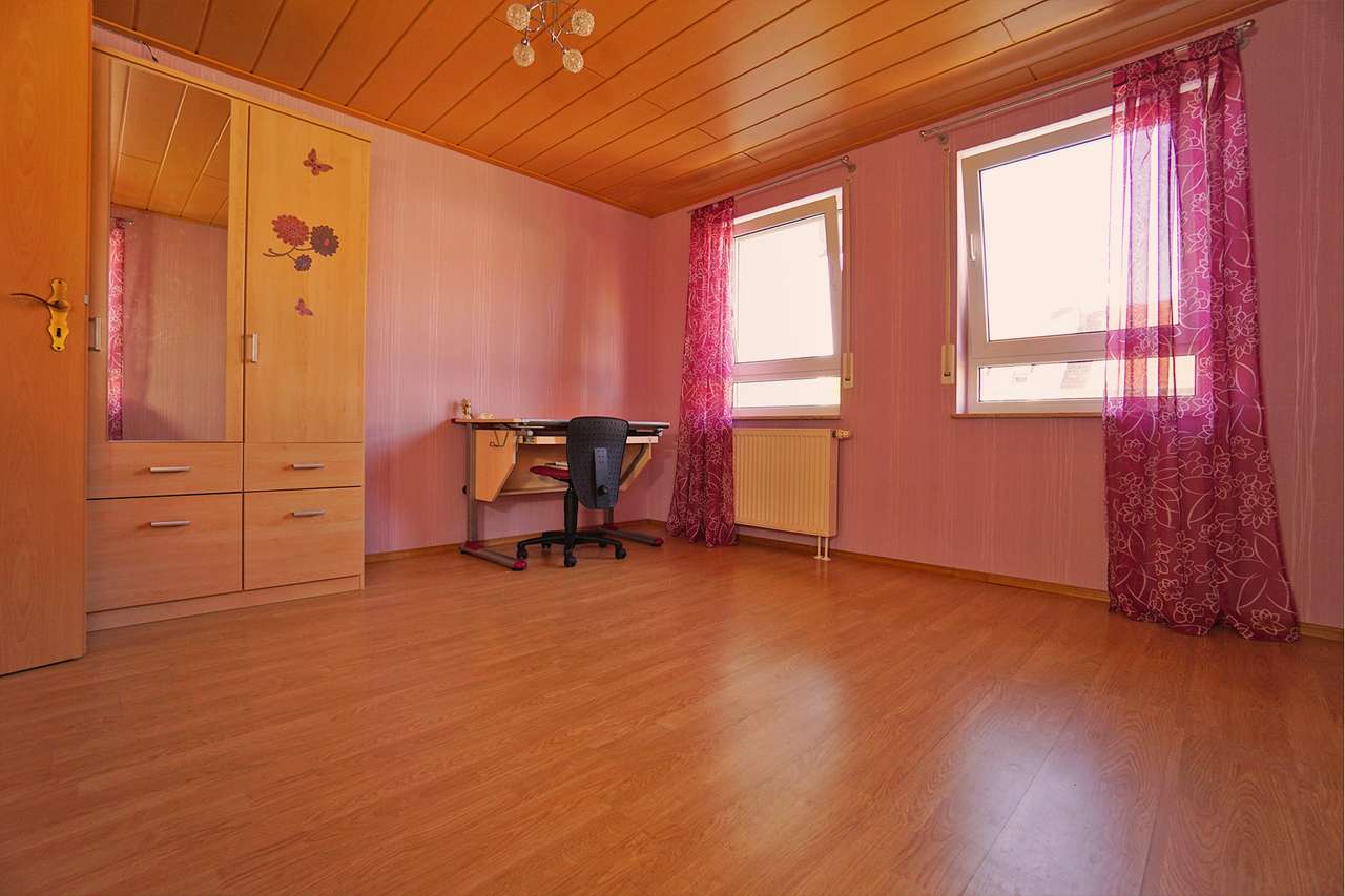 1 OG - Kinderzimmer 1 OG - Kinderzimmer