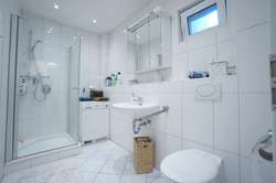 Badezimmer 1 Badezimmer 1